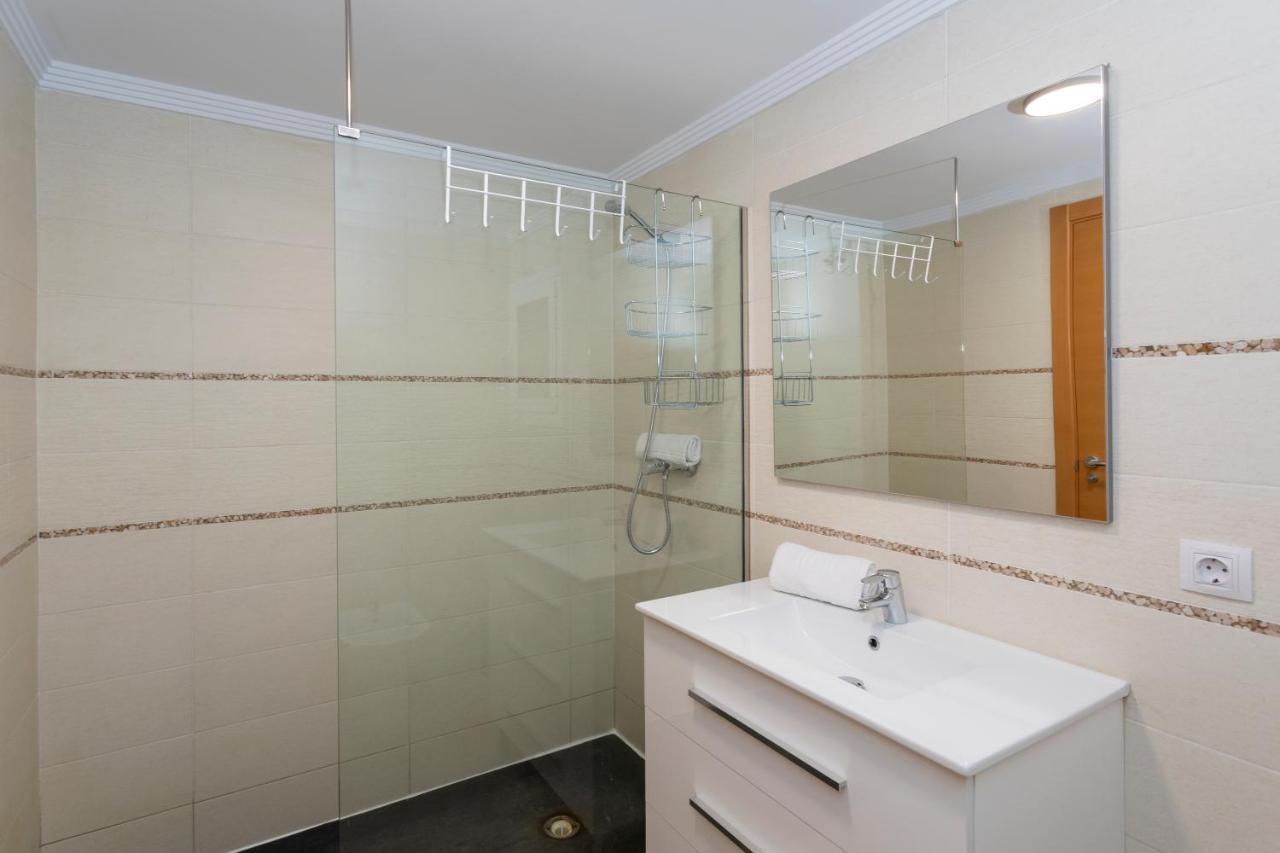 Brisas B2, 2 Dormitorios, Playa A 50M, By Bookindenia Exterior photo